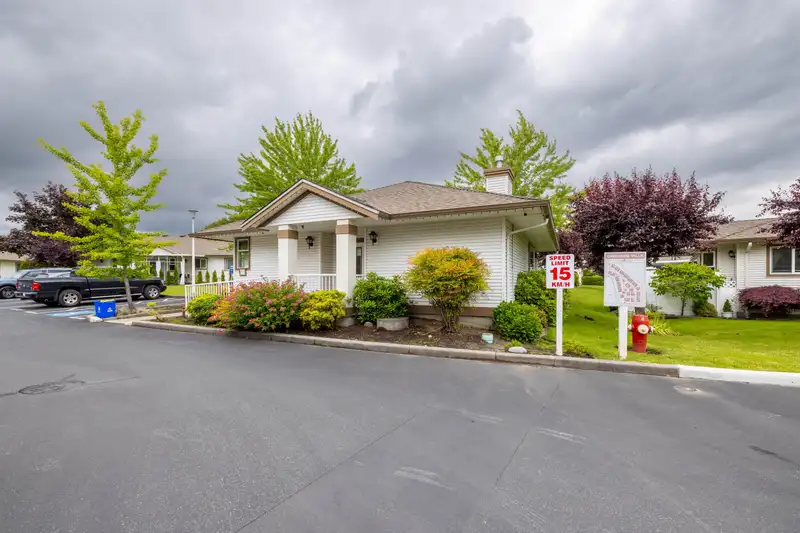 25 27435 29A AVENUE - photo 3 of 40