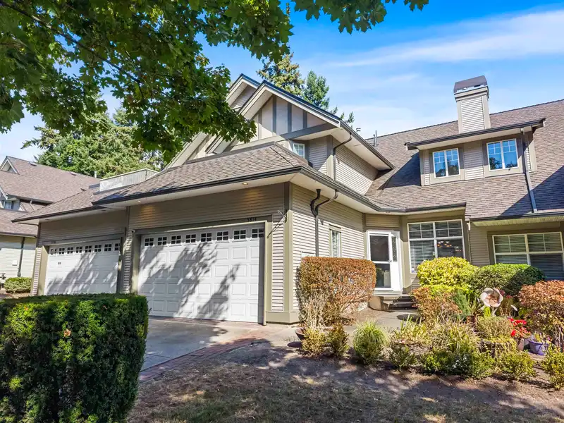 5814 122 STREET - photo 2 of 40