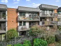 229 2033 TRIUMPH STREET - thumbnail 17