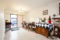 6221 175A STREET - thumbnail 7