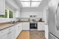 2519 PENSHURST COURT - thumbnail 11