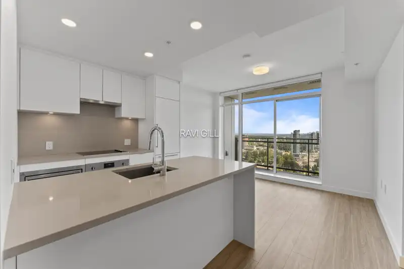 1003 13675 107A AVENUE - photo 2 of 13