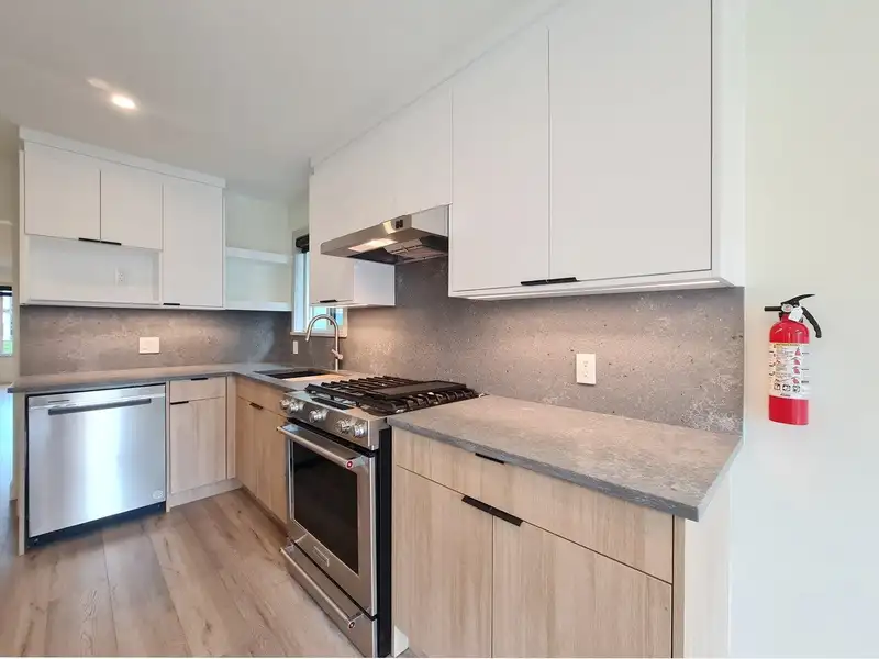 790 W 68TH AVENUE - photo 4 of 20