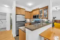 138 7388 MACPHERSON AVENUE - thumbnail 12