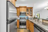 138 7388 MACPHERSON AVENUE - thumbnail 13