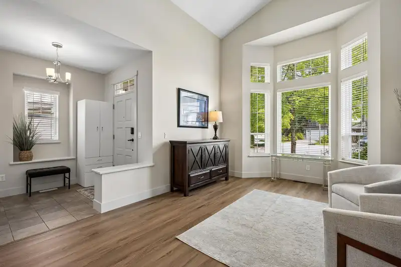 109 CRANBERRY COURT - photo 4 of 39
