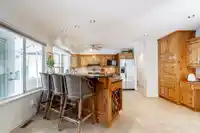 5935 169A STREET - thumbnail 17