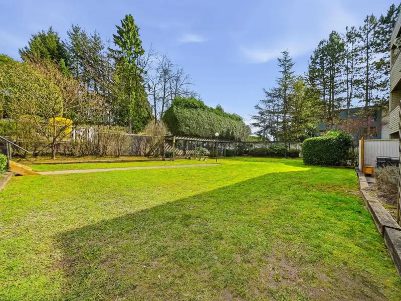 108 615 NORTH ROAD - photo 4 of 25
