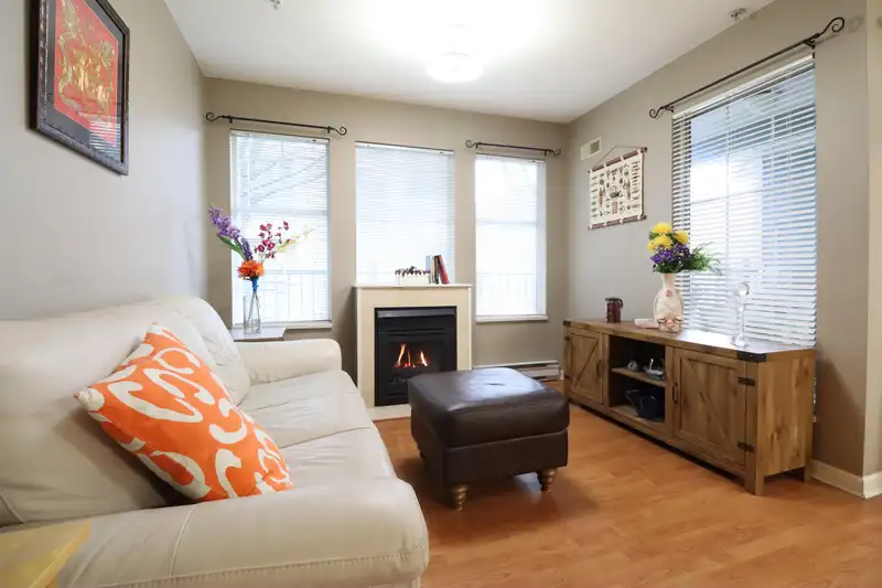 206 1199 WESTWOOD STREET - photo 4 of 32