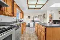 3088 SCHOOL AVENUE - thumbnail 14