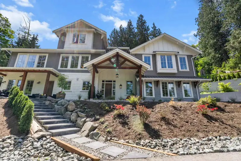 4567 MAYSFIELD CRESCENT - photo 4 of 40