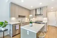 603 555 SYDNEY AVENUE - thumbnail 4
