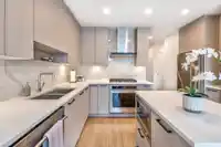 603 555 SYDNEY AVENUE - thumbnail 8