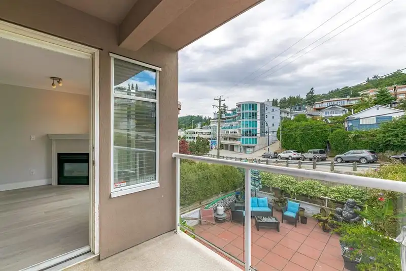 310 14965 MARINE DRIVE - photo 2 of 17