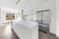 18 6868 BURLINGTON AVENUE - thumbnail 4
