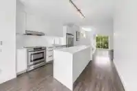 18 6868 BURLINGTON AVENUE - thumbnail 5