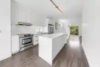 18 6868 BURLINGTON AVENUE - thumbnail 8