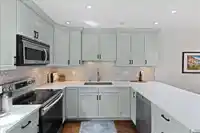 8 1266 W 6TH AVENUE - thumbnail 1