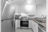 35 2978 WALTON AVENUE - thumbnail 5