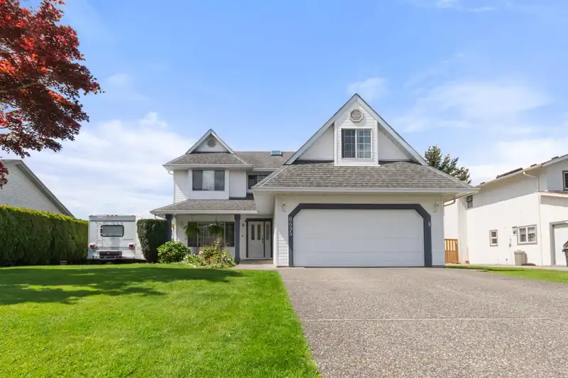 6695 BEAUFORT ROAD - photo 1 of 33