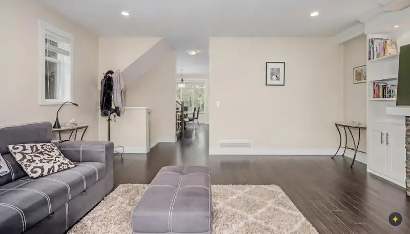 51 22865 TELOSKY AVENUE - photo 4 of 29