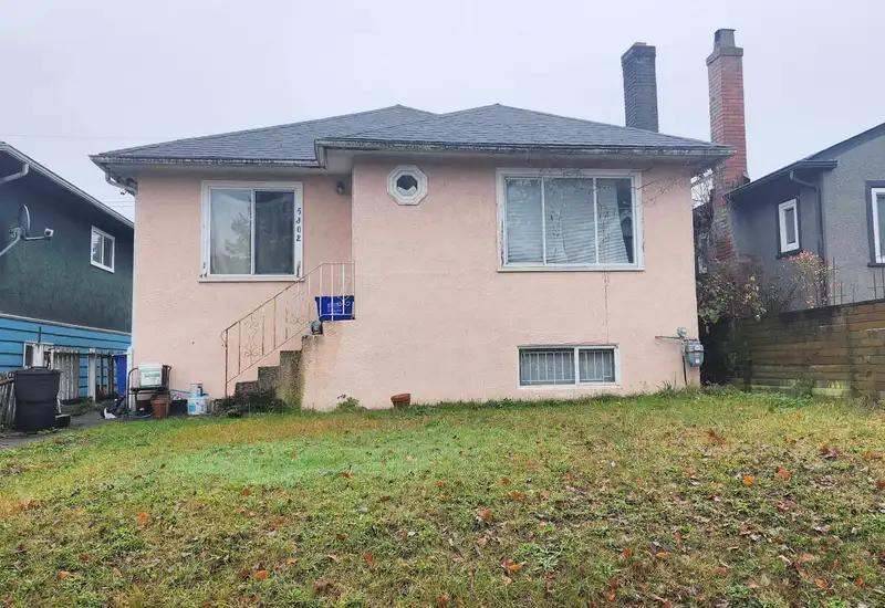 5302 INVERNESS STREET - photo 1 of 3