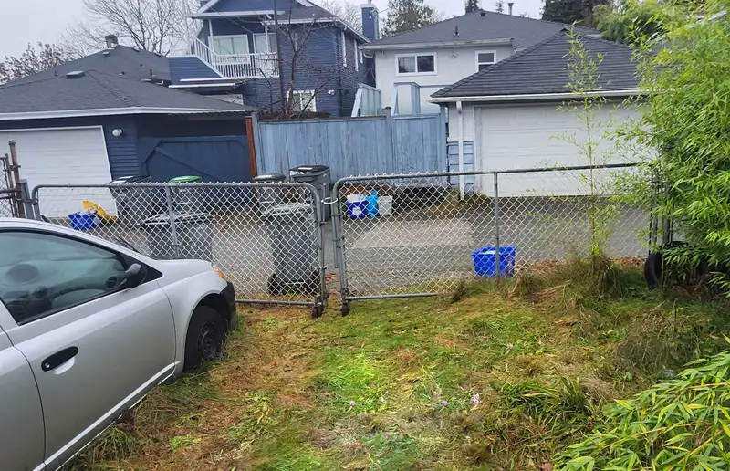 5302 INVERNESS STREET - photo 3 of 3