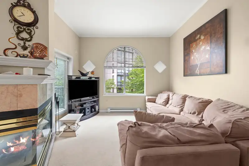 423 1185 PACIFIC STREET - photo 3 of 26