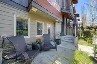5 897 PREMIER STREET - thumbnail 3