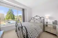 5 897 PREMIER STREET - thumbnail 25