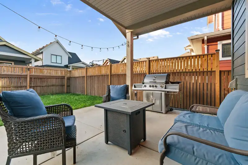 36 46211 PROMONTORY ROAD - photo 1 of 40