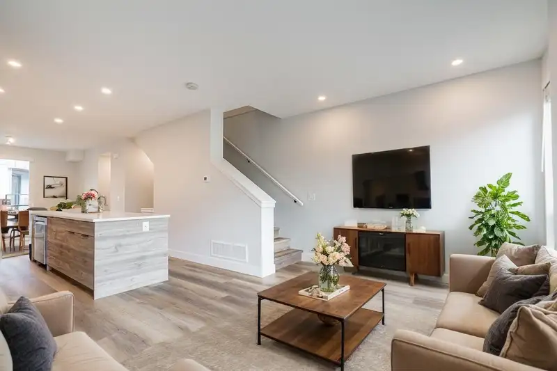36 30530 CARDINAL AVENUE - photo 4 of 38