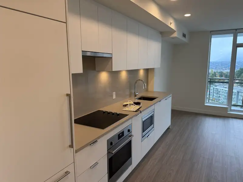 1510 13675 107A AVENUE - photo 2 of 9