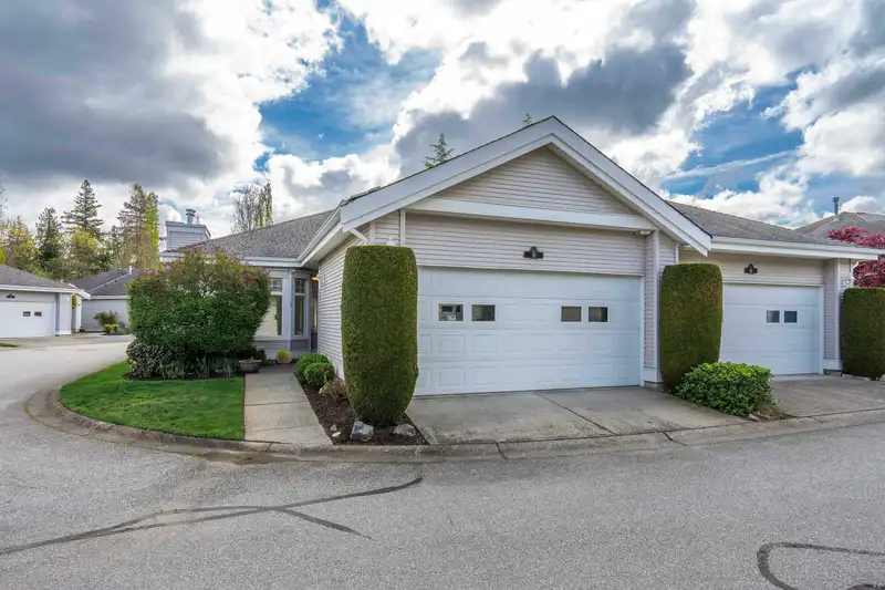 51 20770 97B AVENUE - photo 2 of 19