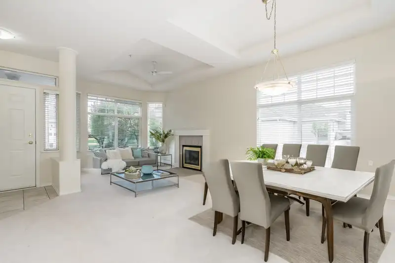 51 20770 97B AVENUE - photo 4 of 19