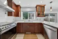 5591 OLIVER DRIVE - thumbnail 10