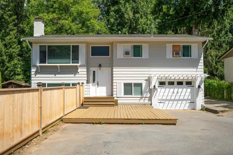 19745 38A AVENUE - photo 1 of 40