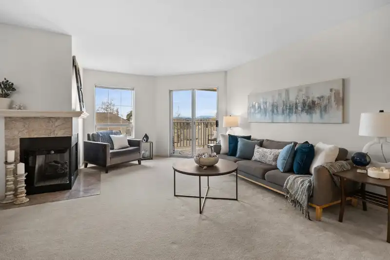 31 21848 50 AVENUE - photo 1 of 40