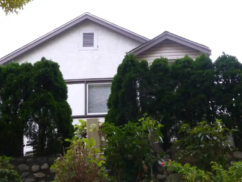 2707 E BROADWAY - photo 1 of 1