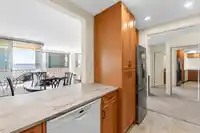 502 2135 ARGYLE AVENUE - thumbnail 10