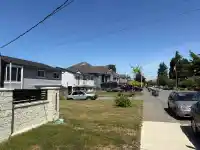 7629 126A STREET - thumbnail 4