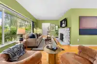 2011 BRIDGMAN AVENUE - thumbnail 7