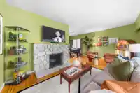 2011 BRIDGMAN AVENUE - thumbnail 9