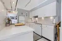 119 1442 BLACKWOOD STREET - thumbnail 11