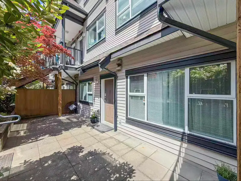 35 730 FARROW STREET - photo 3 of 31