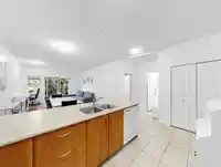 35 730 FARROW STREET - thumbnail 6
