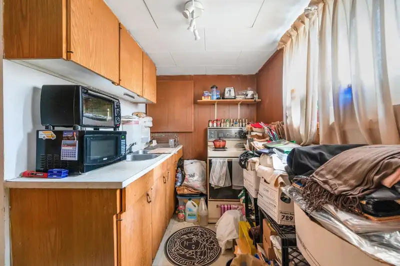 2566 VENABLES STREET - photo 4 of 18