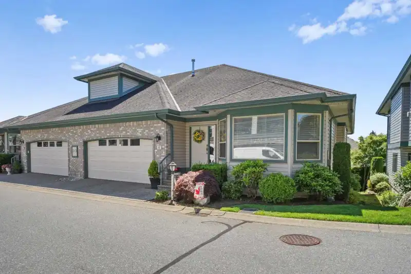 31 31517 SPUR AVENUE - photo 1 of 40
