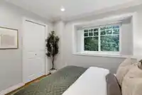 2139 TRIUMPH STREET - thumbnail 9