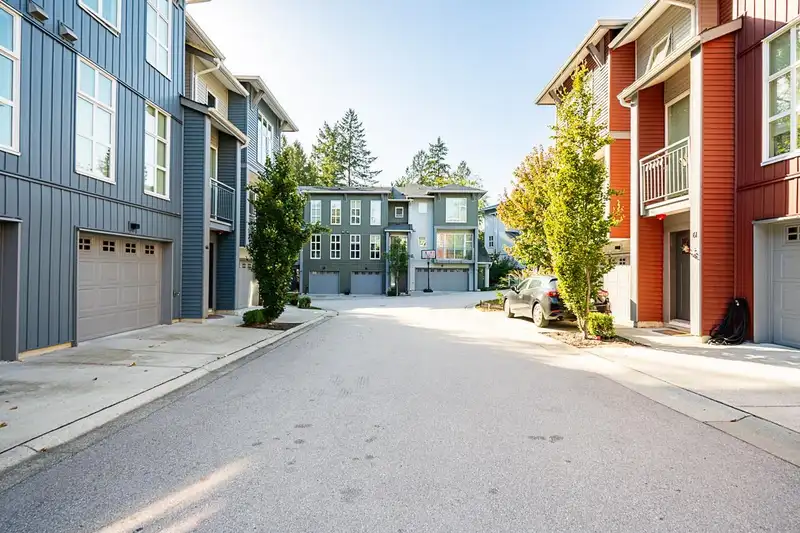 67 24076 112 AVENUE - photo 3 of 40